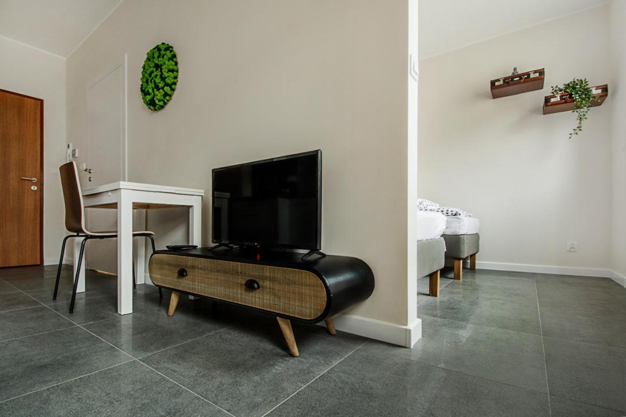 Apartamenty Centrum M - Komfortowe Noclegi Piaseczno  Buitenkant foto